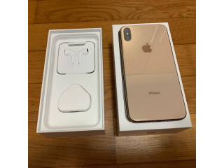 Apple iPhone XS Max . (Used)