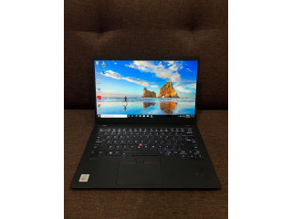 Hp Elitebook 830 G5 corei5 8th gen 8 gb Ram 256 SSD fresh