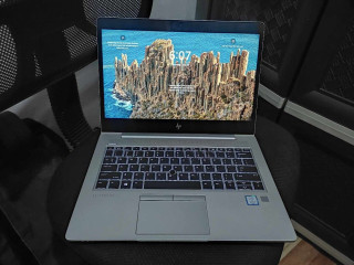 Hp Elitebook 830 G5 corei5 8th gen 8 gb Ram 256 SSD fresh