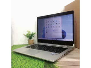 Hp Elitebook 830 G5 corei5 8th gen 8 gb Ram 256 SSD fresh