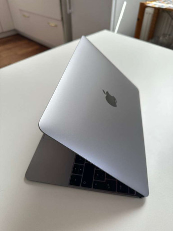 macbook-pro-a1989-core-i7-2019-13-retina-16gb-ram-512gb-ssd-big-0