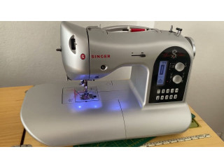 HIGH SPEED COMPUTERIZED BUTTON SEWING MACHINE