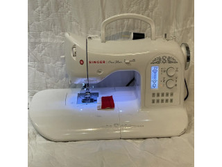 HIGH SPEED COMPUTERIZED BUTTON SEWING MACHINE