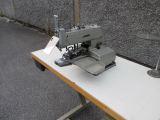 HIGH SPEED COMPUTERIZED BUTTON SEWING MACHINE