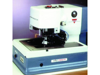 HIGH SPEED COMPUTERIZED BUTTON SEWING MACHINE