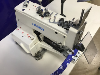 HIGH SPEED COMPUTERIZED BUTTON SEWING MACHINE