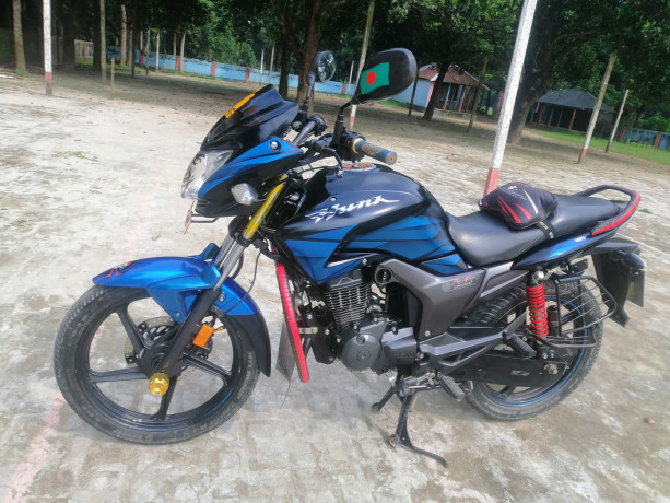 hero-hunk-150cc-big-2