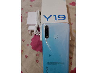 Vivo Y19